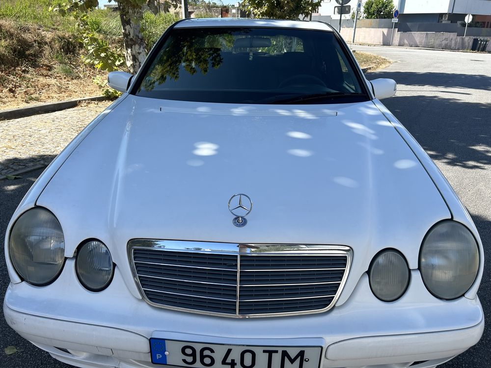 Mercedes E220cdi  elegance ano 2000