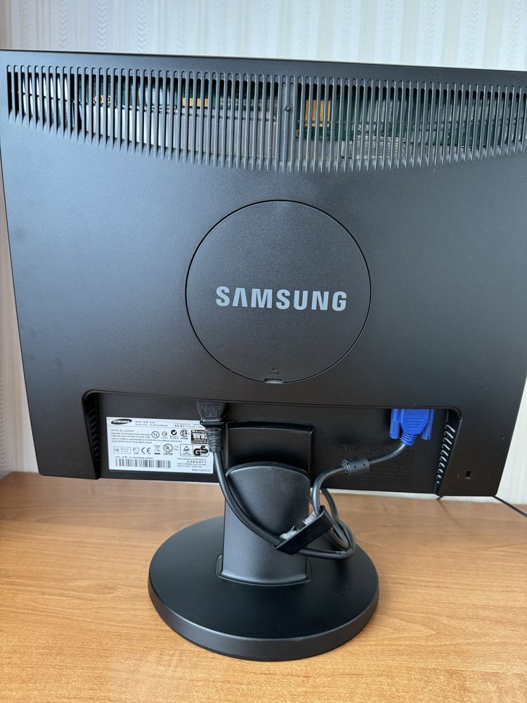 Монитор Samsung 19” ИДЕАЛ