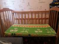 Дитяче ліжко покрите лаком, матрас із коко-волокна 120см