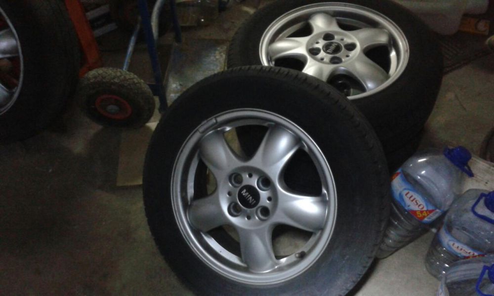 Jantes 15 e pneus michelin mini