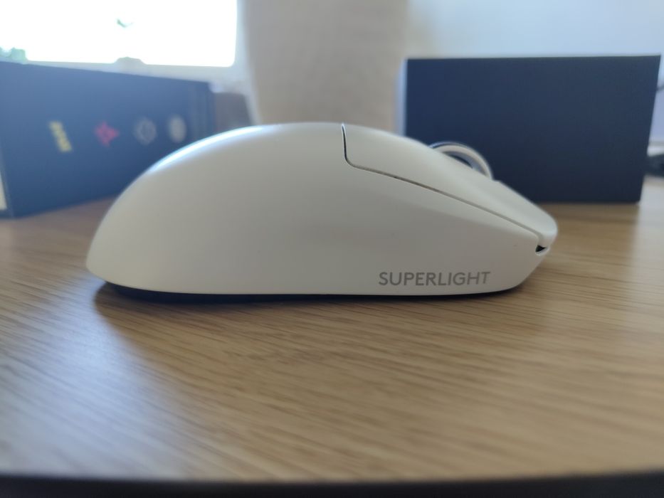 Rato Logitech G Pro X Superlight - Wireless