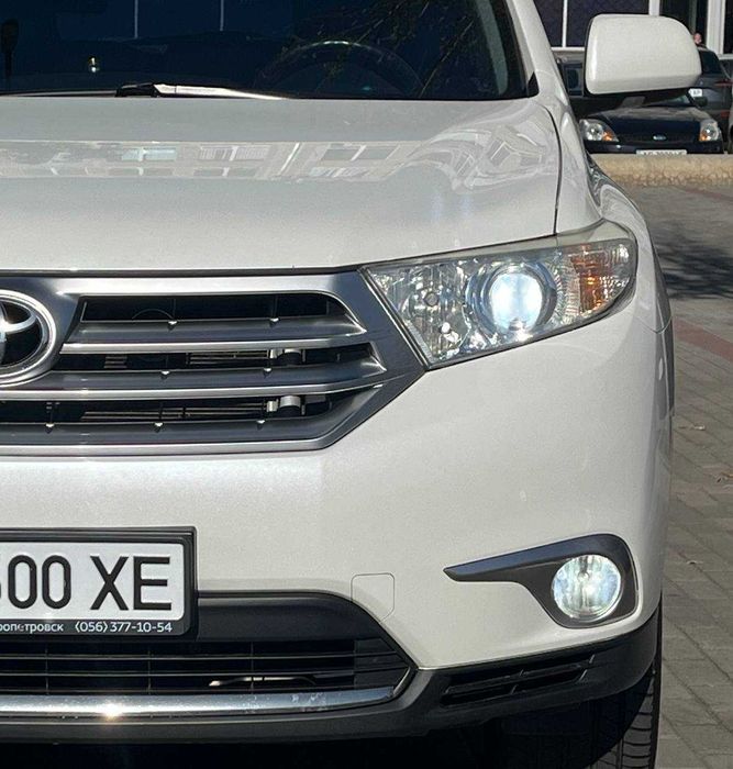 Toyota Highlander 2013 Офіційний без підкрасів