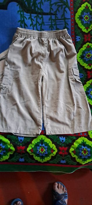 Продаю шорти в новому стані