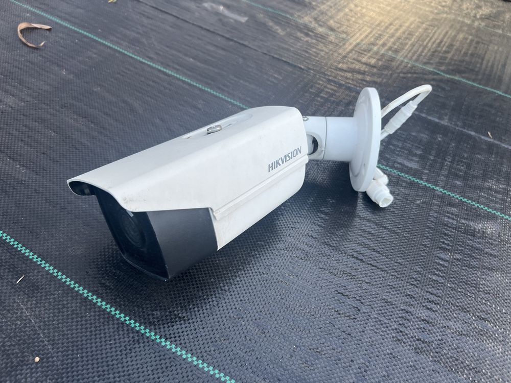 kamera IP Hikvision DS-2CD2T43G2-2I - 4 MP