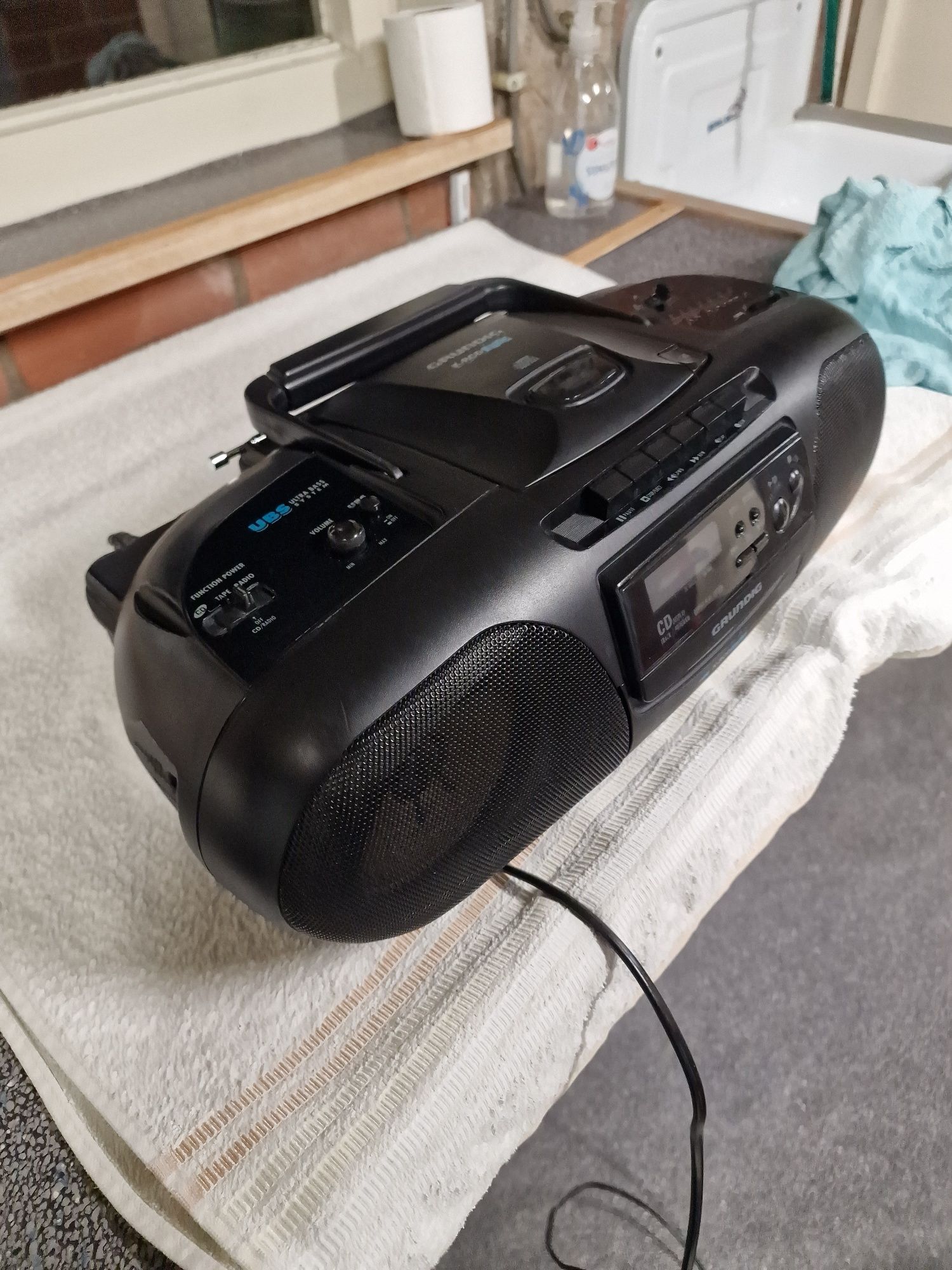 Grundig k-rcd 110 boombox jamnik całkowicie sprawny od nowości