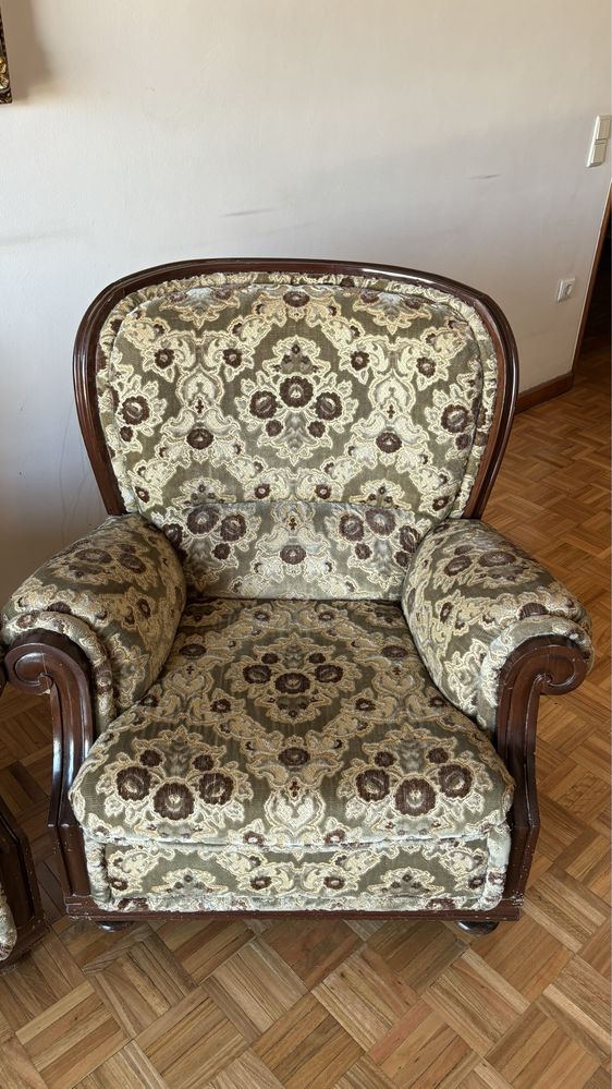 Conjunto sofá e poltronas vintage