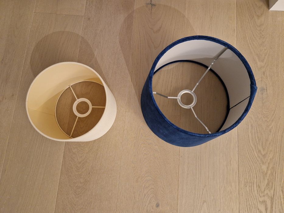 Abajour. Muito estimados.