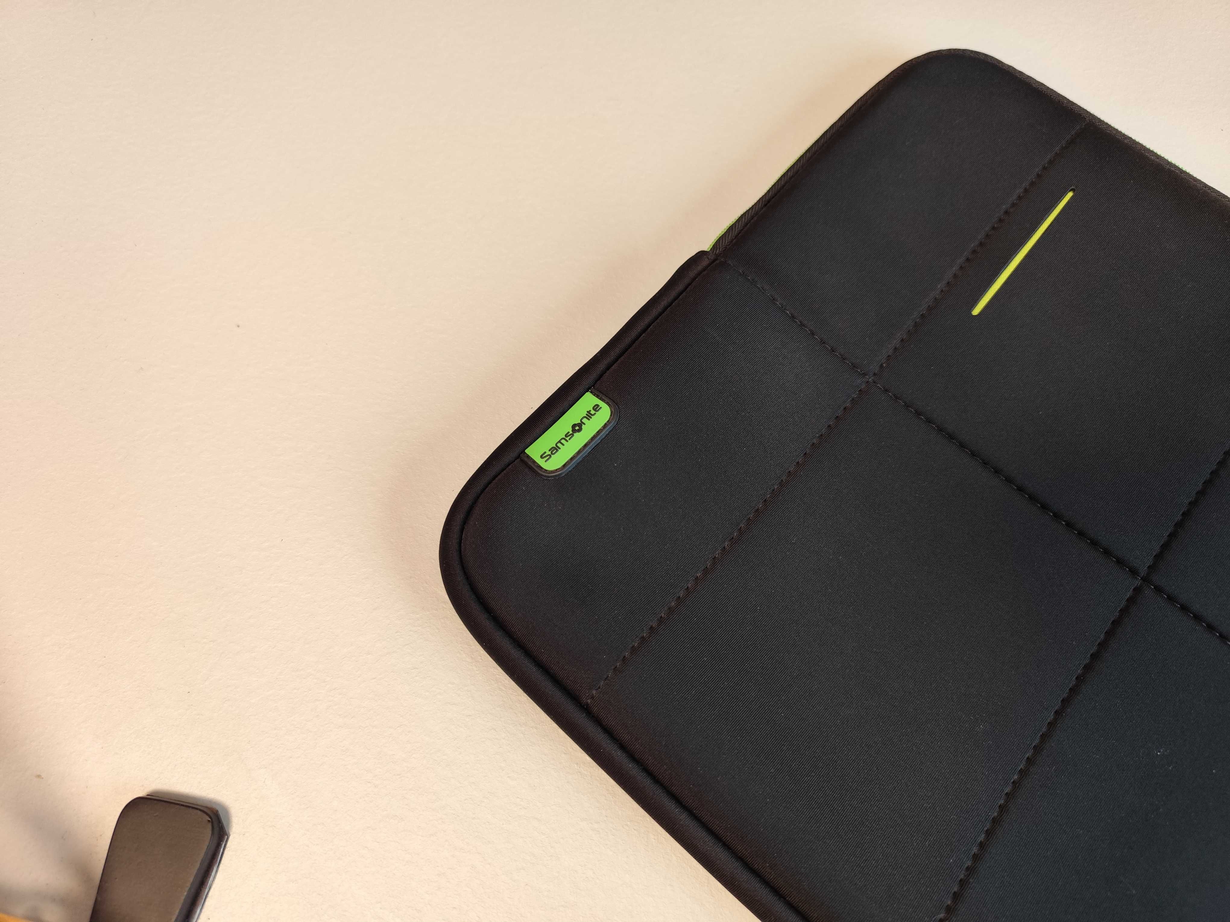 Czarno-zielony pokrowiec na laptopa Samsonite Airglow Sleeves 15.6"