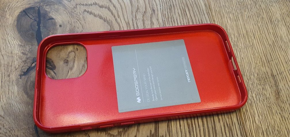 Etui case pokrowiec czerwony Apple iPhone 13 W-wa Tamka 22/24