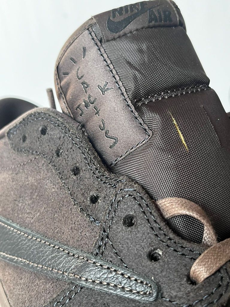 Jordan 1 Travis Scott Velvet Brown and Dark Mocha