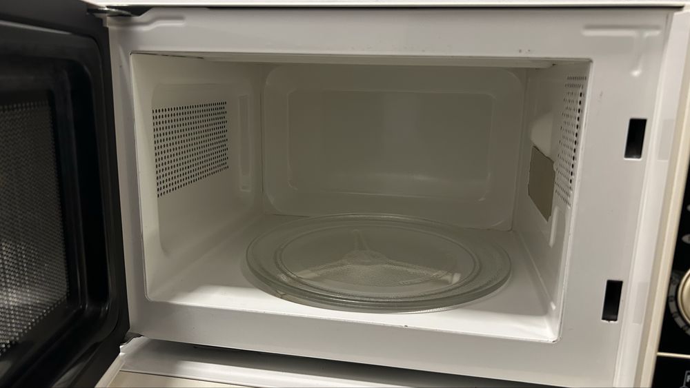 3 microondas conservado