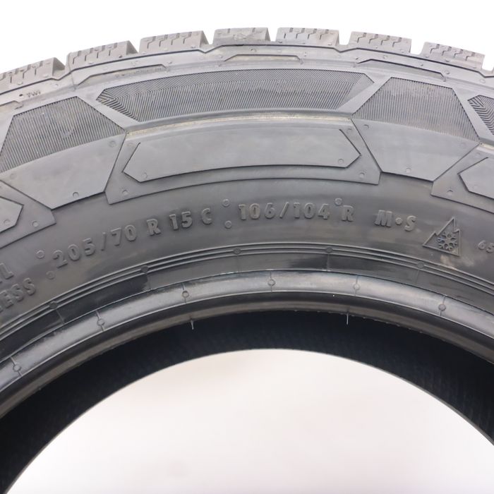 Opony 205/70/15C Continental 205/70R15C 104R Zimowe 2022 Nieużywane