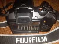 Фотоаппарат Fujifilm FinePix S8200 Black (Стан нового)