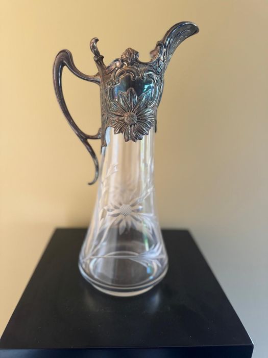 Canecas de cristal e casquinha topazio