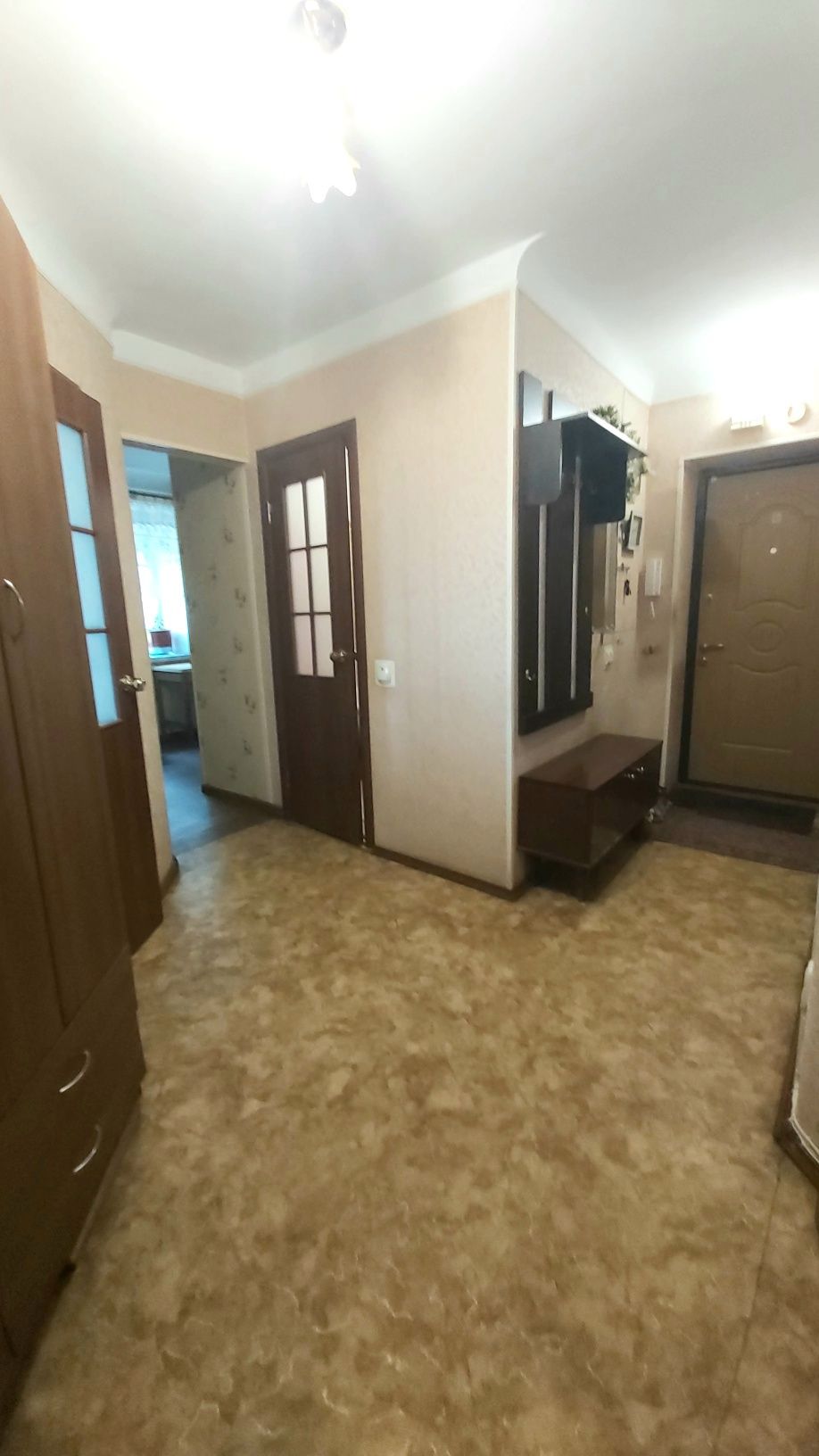 Продам 3 комнатную улучшенной планировки в кирпичном доме, 3 этаж!