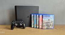 Konsola PlayStation 4 1TB +pad i gry