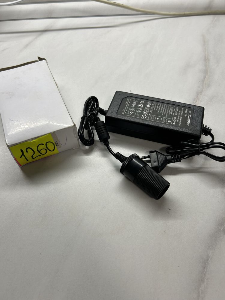 Переобразователь. Питание 220v в 12v с прикуривателем гнездом