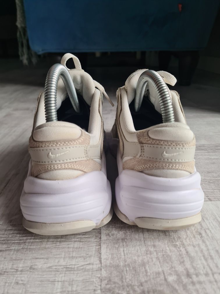 Buty  Nike  AL 8