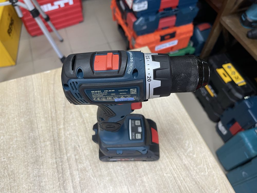 Bosch GSR 18V-90 C / акумуляторний безщітковий шуруповерт Бош