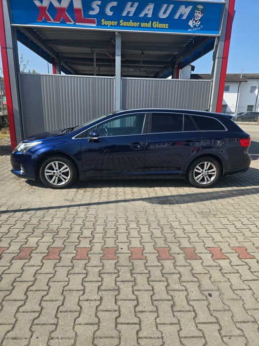 Toyota Avensis T27 2,0 D4D