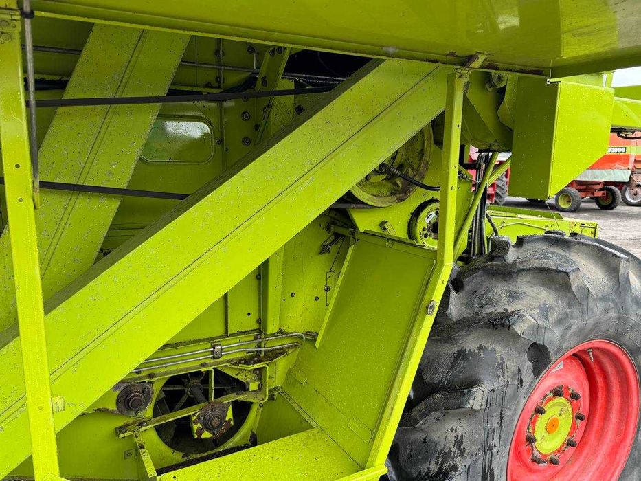 Свіжо привезений комбайн Claas Dominator 48S Клас НОВА ЖАТКА!Домінатор