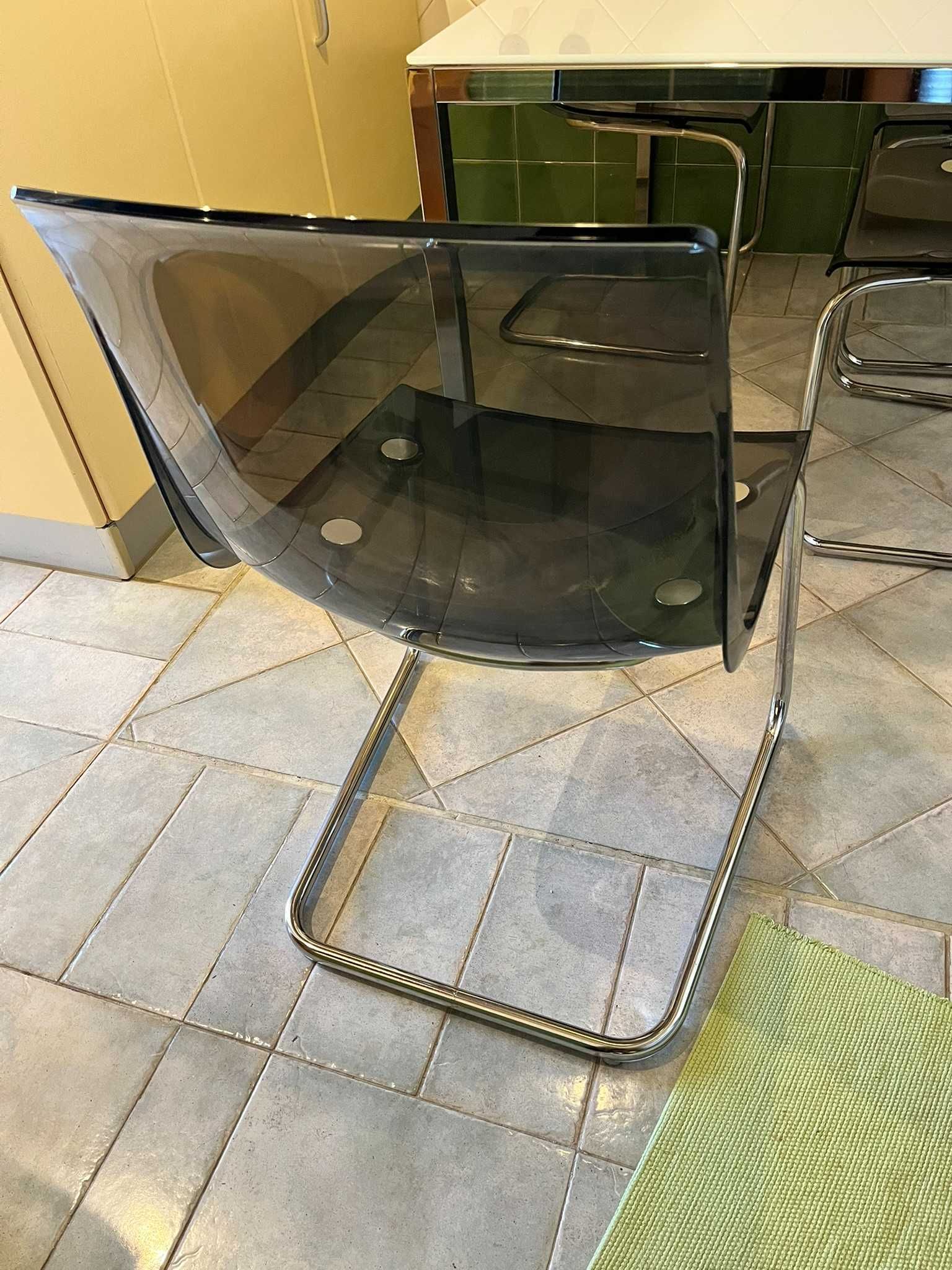 Conjunto Mesa IKEA Torsby e 4 cadeiras Tobias