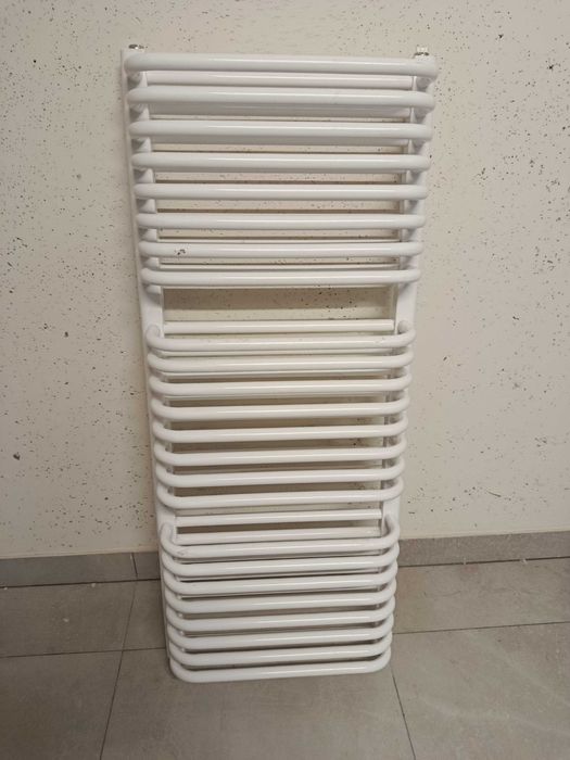 Nowy grzejnik łazienkowy Instal Projekt