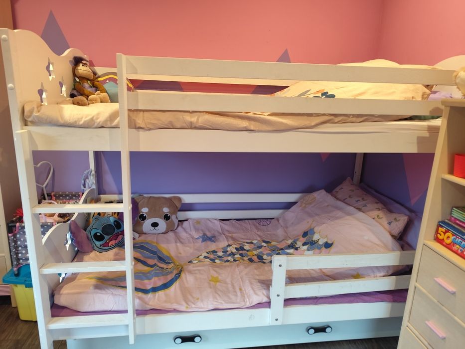 Łóżko piętrowe białe