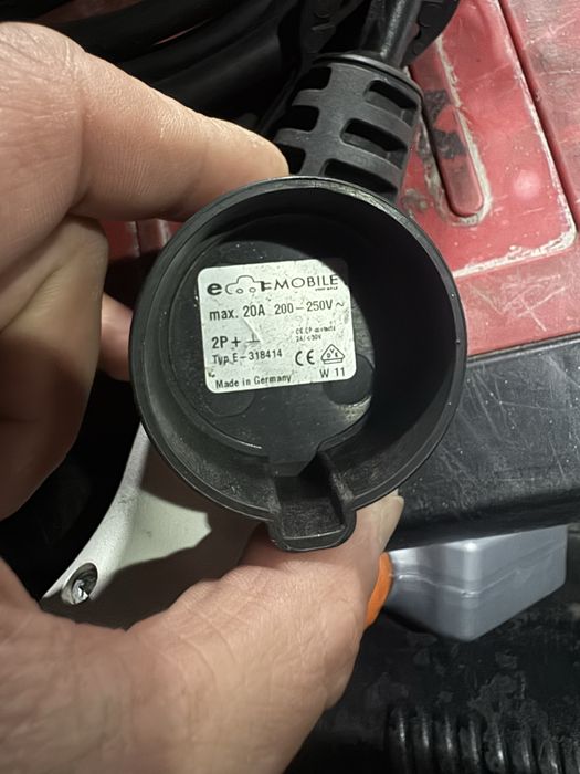 Кабель зарядки для електромобів з розємами Type 2 та GB/T