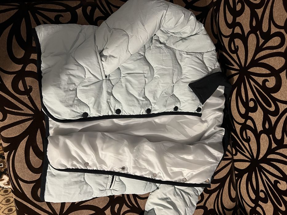 Жіноча куртка на осінь(теплу зиму)