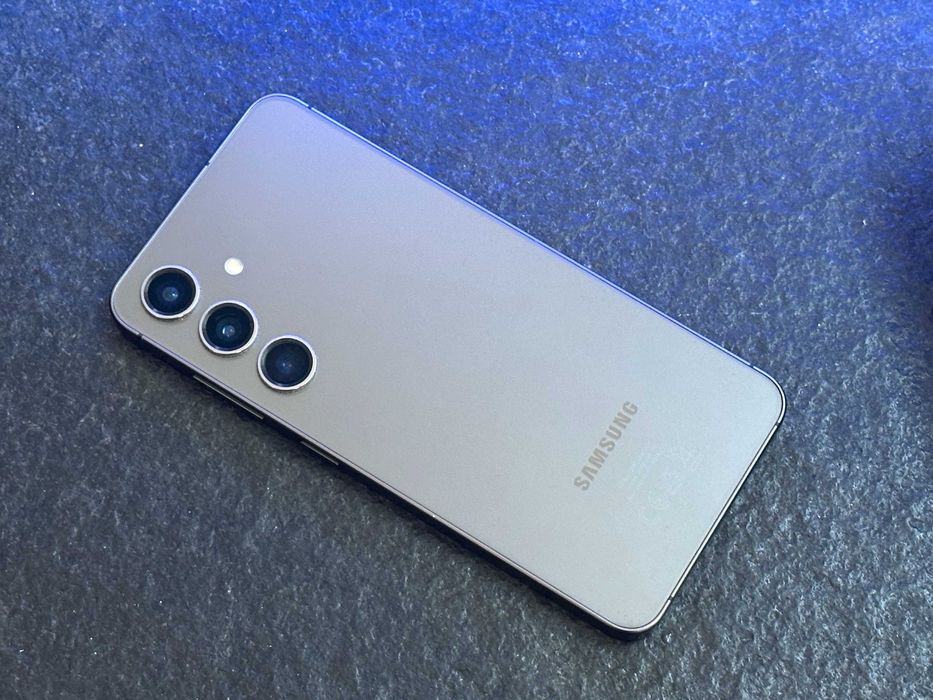 Smartfon SAMSUNG Galaxy S24 5G 8/128GB 6.2" 120Hz Czarny / RATY