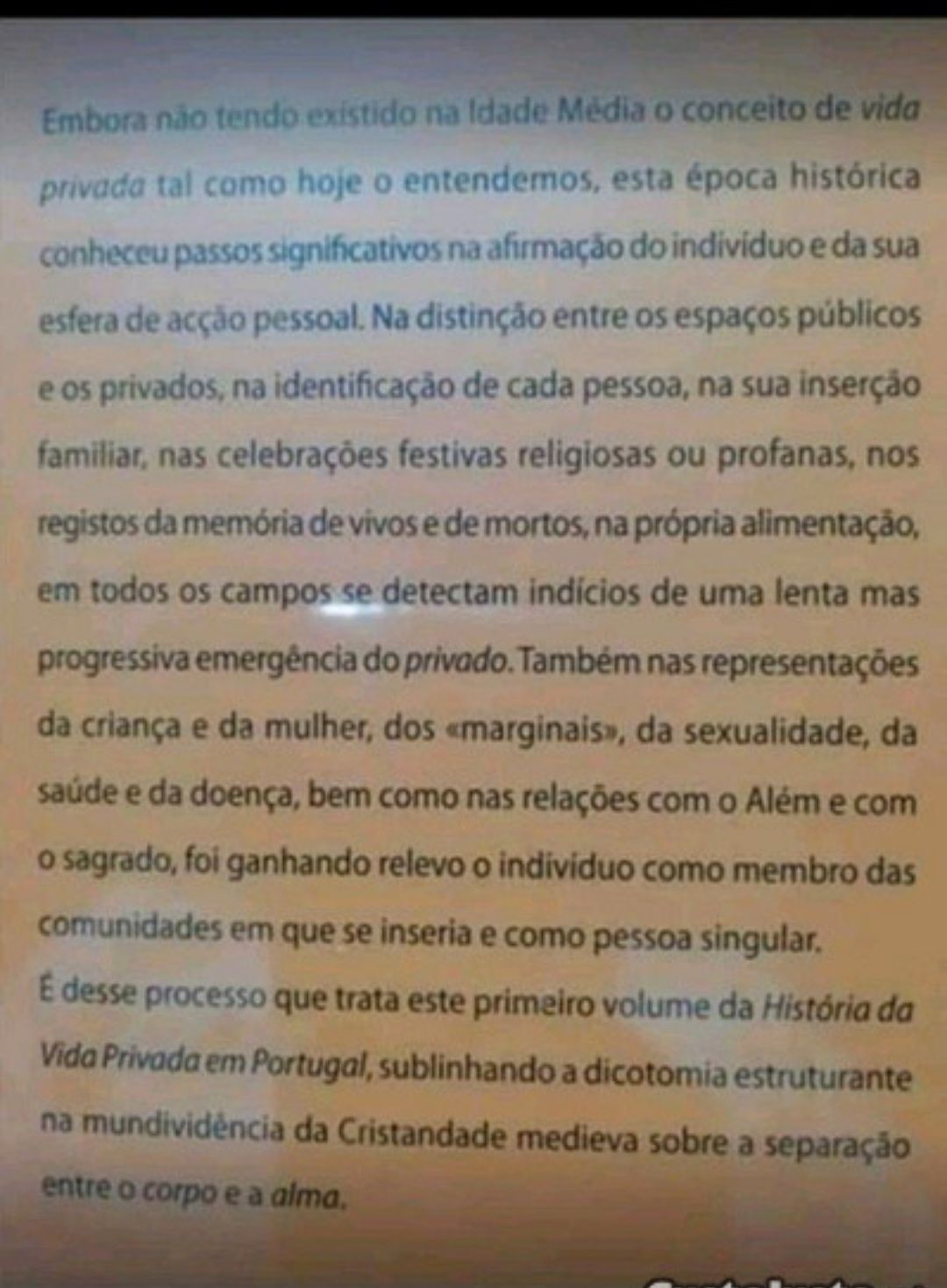 Manuais escolares para 10 ano