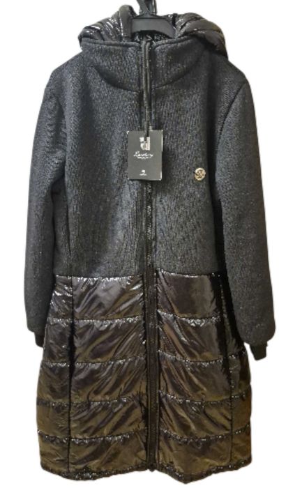 Зимове жіноче пальто розмір S-M виробництва Турція