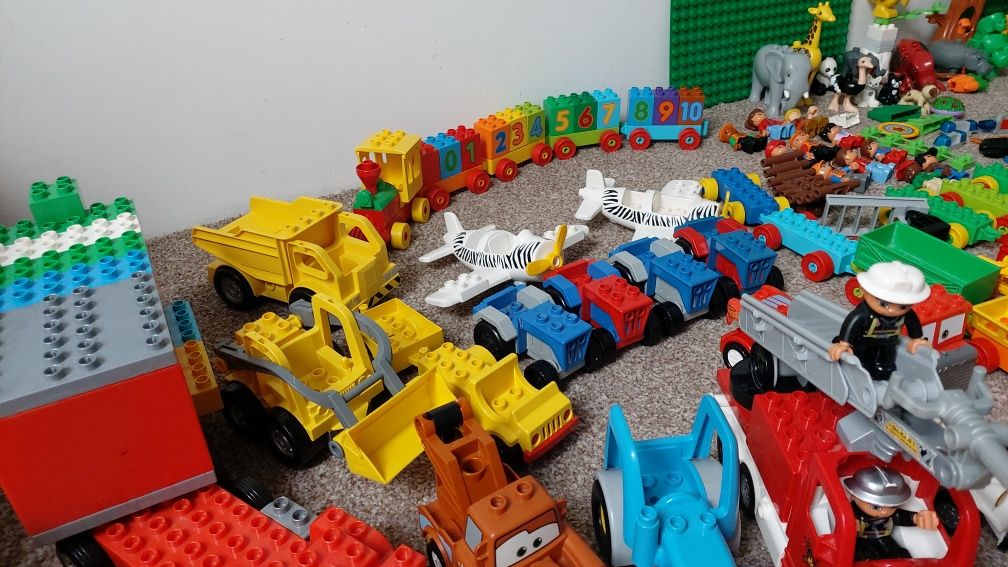 Mega Zestaw lego duplo samochody ludziki plytki