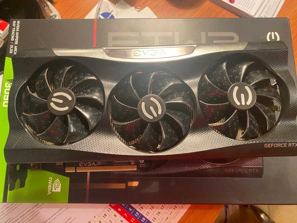 EVGA GeForce RTX 3090 FTW3 ULTRA GAMING 24GB GDDR6X