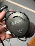 Auscultadores pretos tdk fio