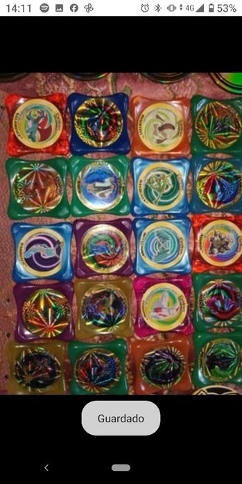 Vários tazos Pokémon Yu-Gi-Oh etc