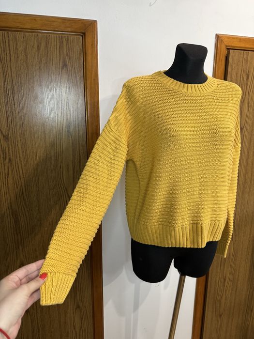 Musztardowy sweter z długim rękawem jesinny sweter