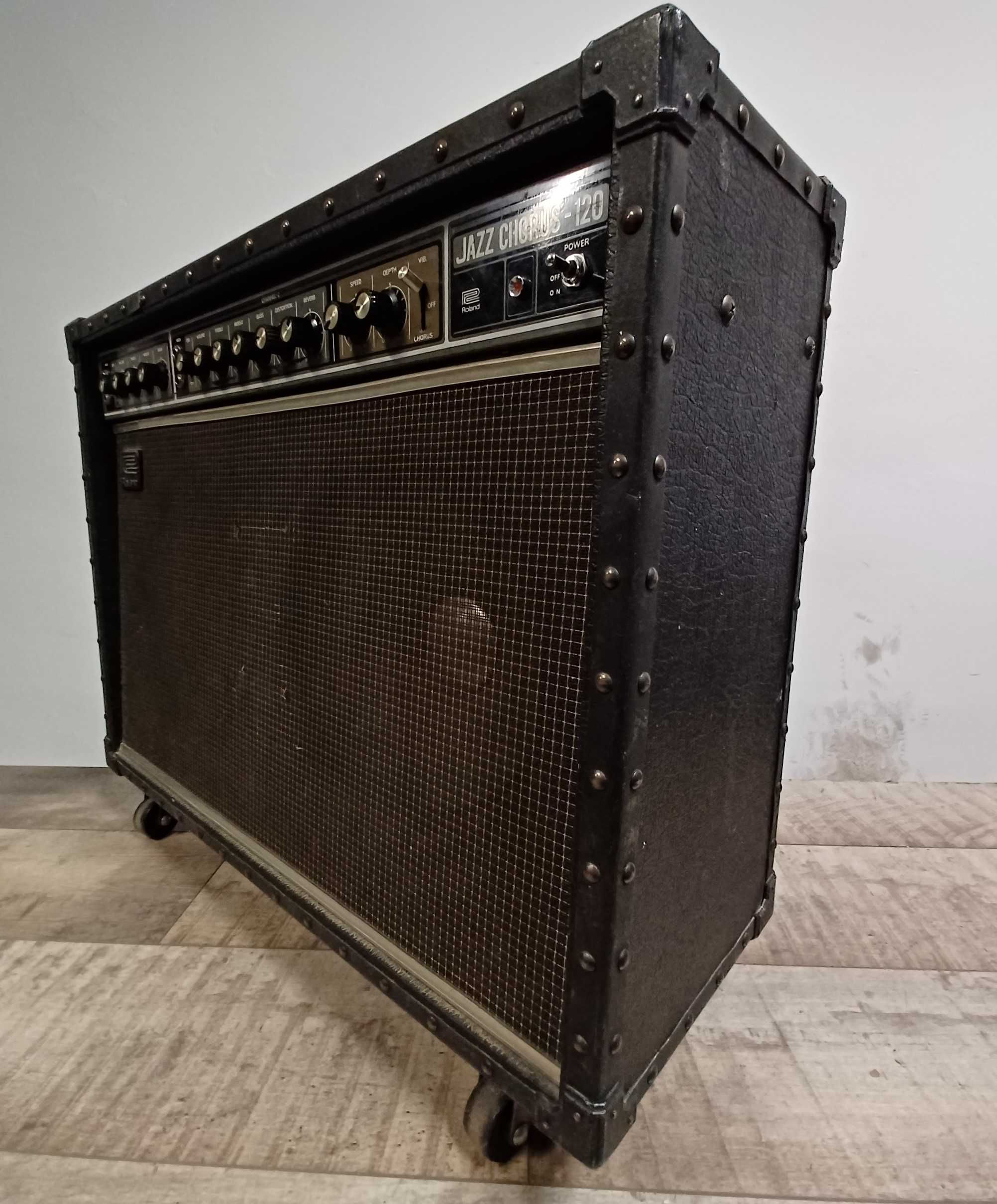 Roland Jazz Chorus JC-120 combo gitarowe vintage