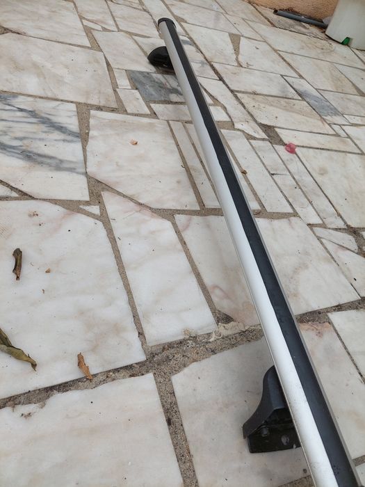 Suporte bicicletas Thule + 2 barras carro