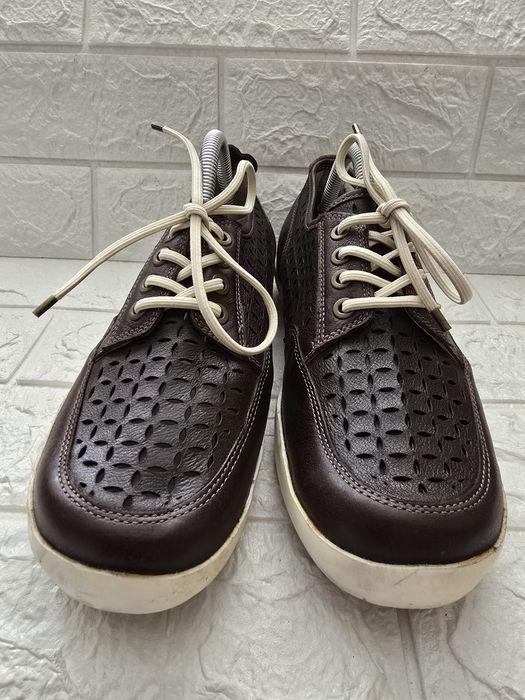 Klaveness skórzane przewiewne buty r.41