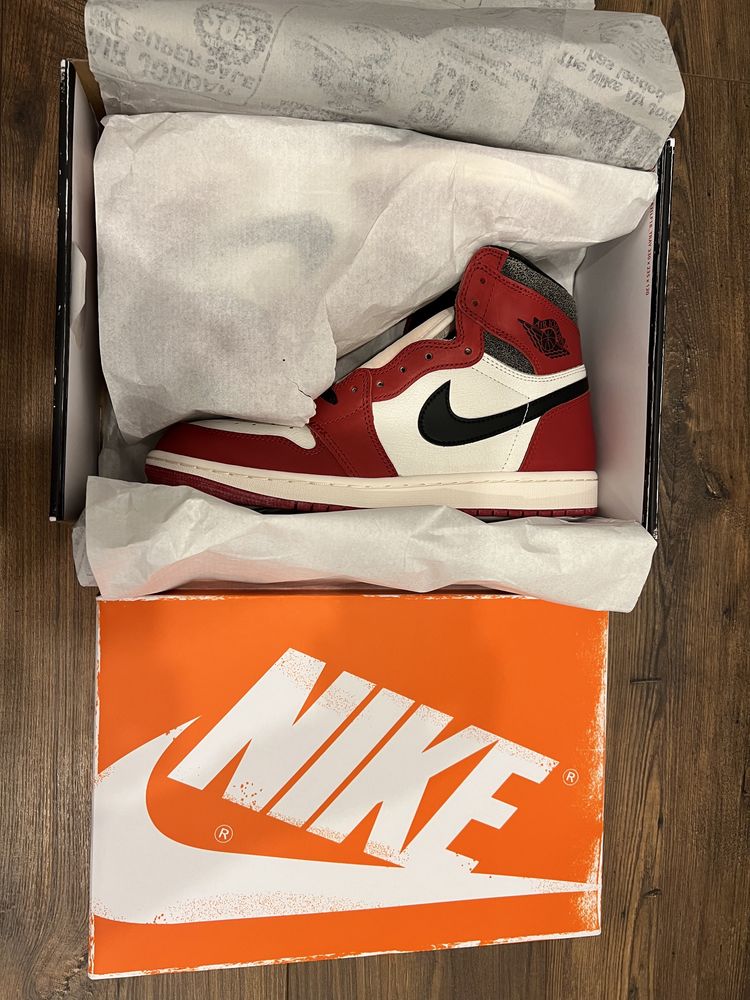 Nike Air Jordan 1 High Lost and Found r 44/ 10US