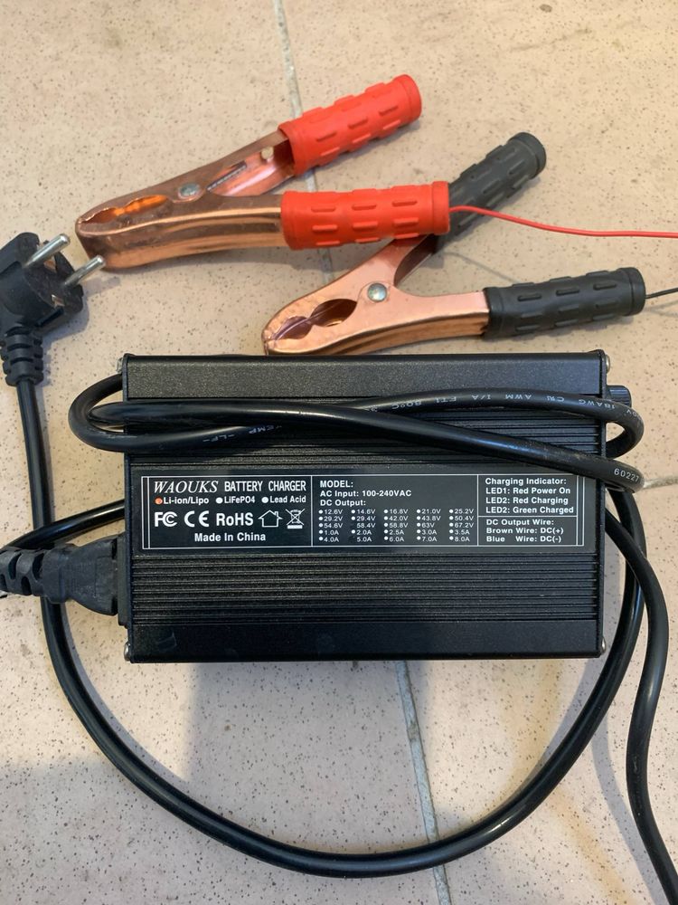 Ładowarka Lifepo4 48V 10A