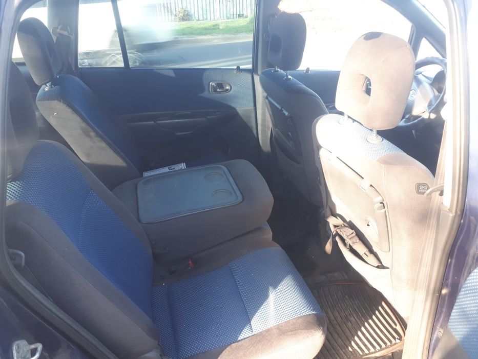 Mazda premasy дизель 2.0