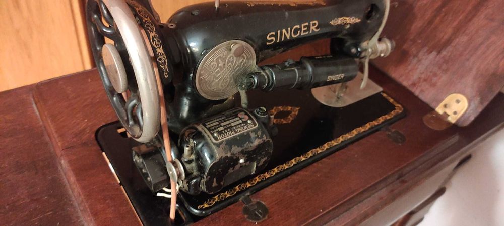 Maquina costura Singer