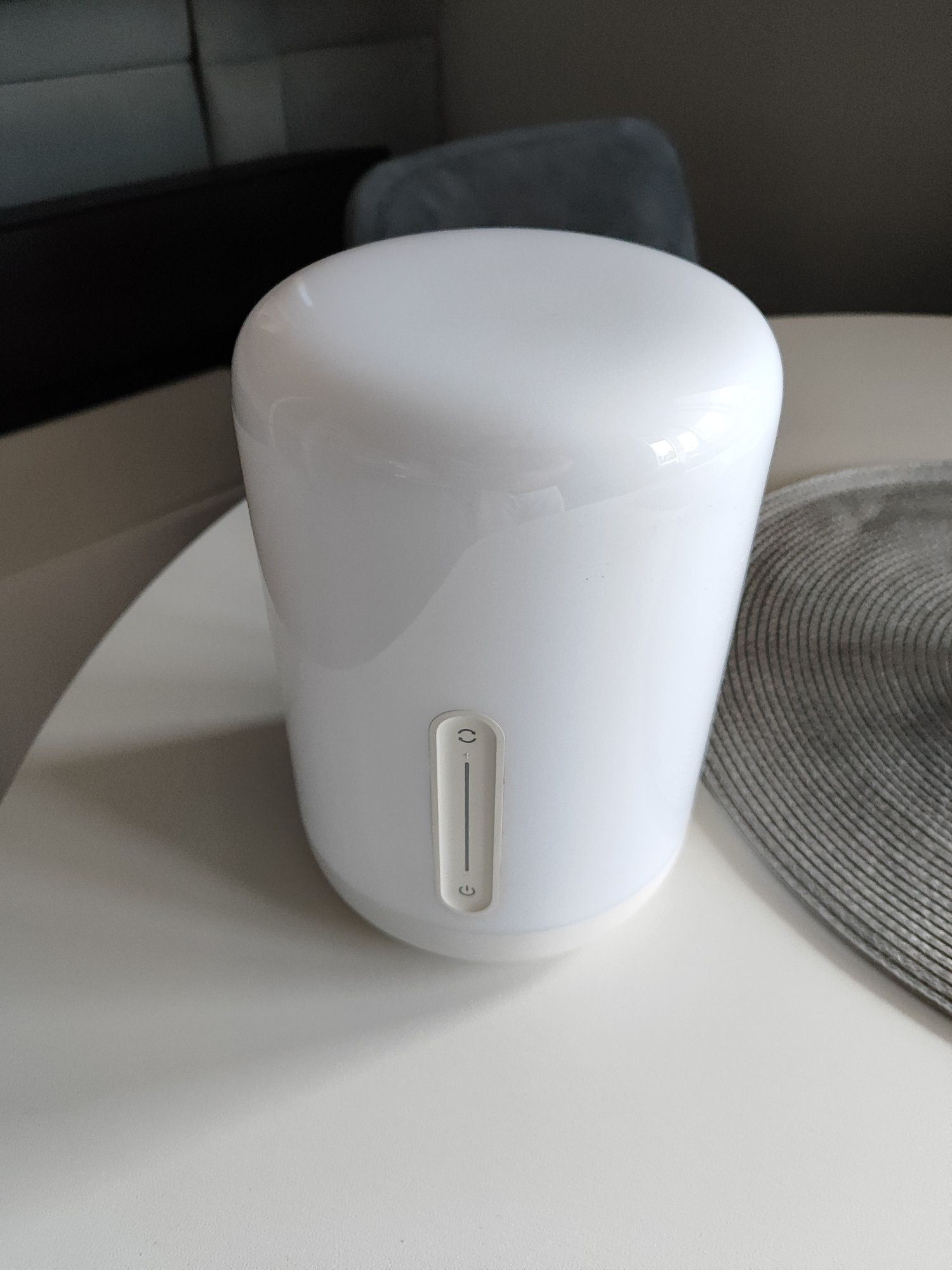 Xiaomi mi bedside lamp 2
