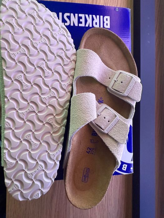 klapki Birkenstock 42 Regular zamsz beż