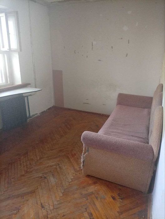 Сдам 2 кімнати в 3 кімнатной квартирі без хозяїв