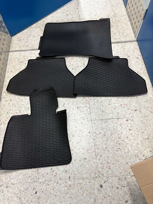 Jogo de tapetes para carro