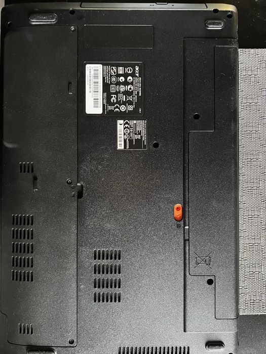 Продається ноутбук Acer Aspire 5560 G